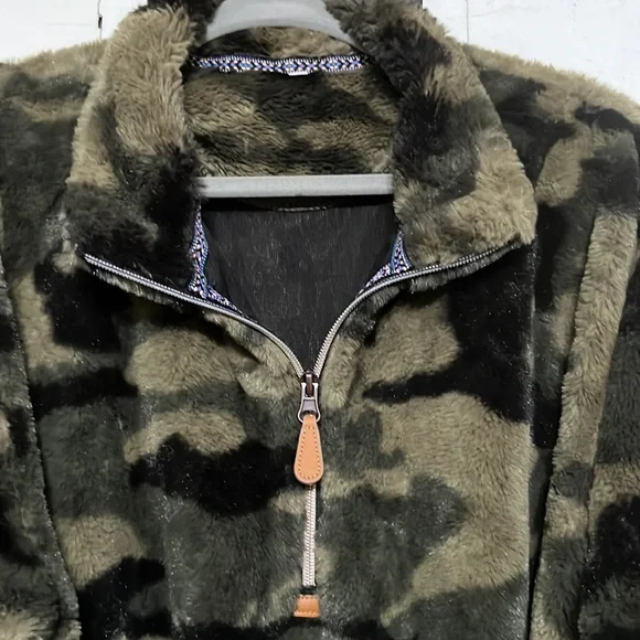 Camo 1/4 zip pullover - Picture 4 of 5